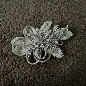Ivory Bridal Hair Clip